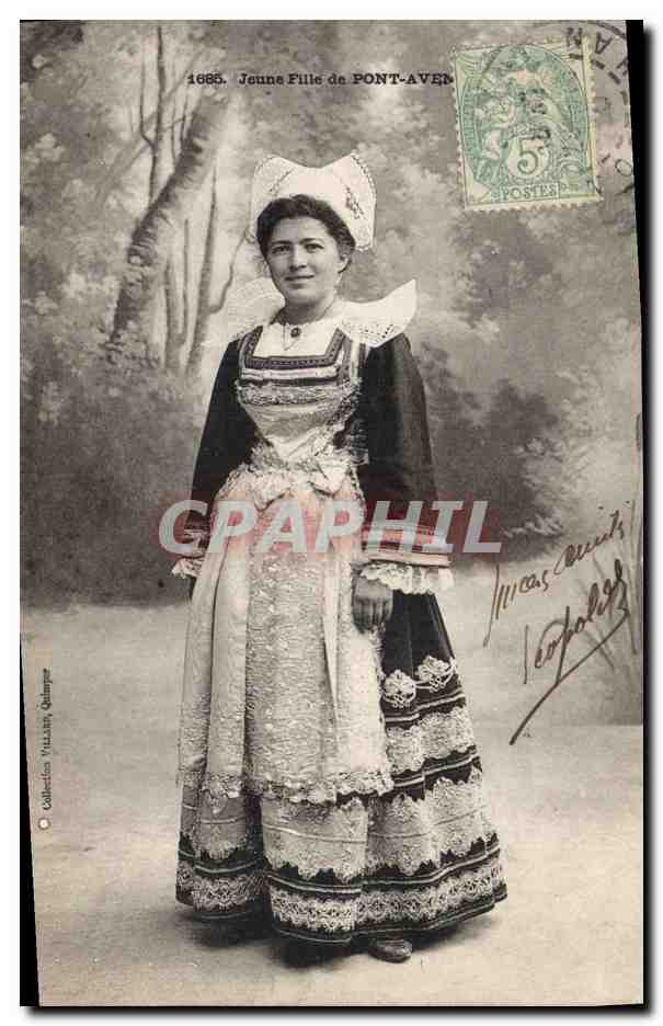CPA Folklore Jeune fille de Pont Aven