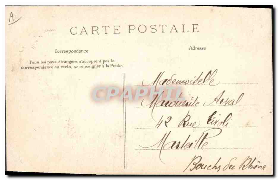 CPA Folklore Jeune fille de Pont Aven — Verso