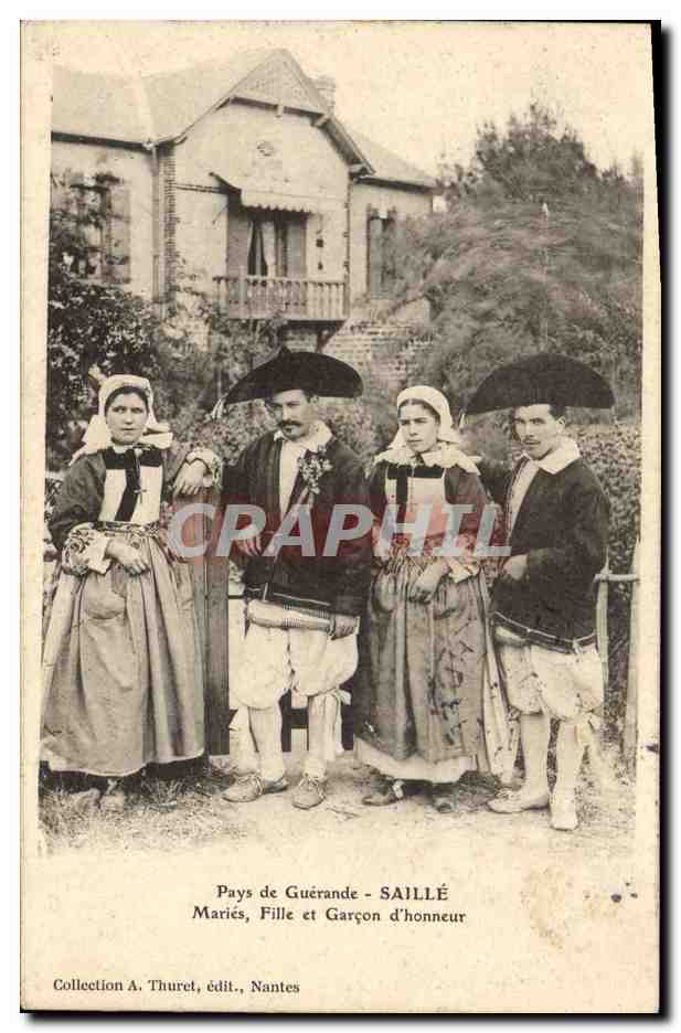 CPA Folklore Pays de Guerande Saille Maries Fille et garcon d'honneur