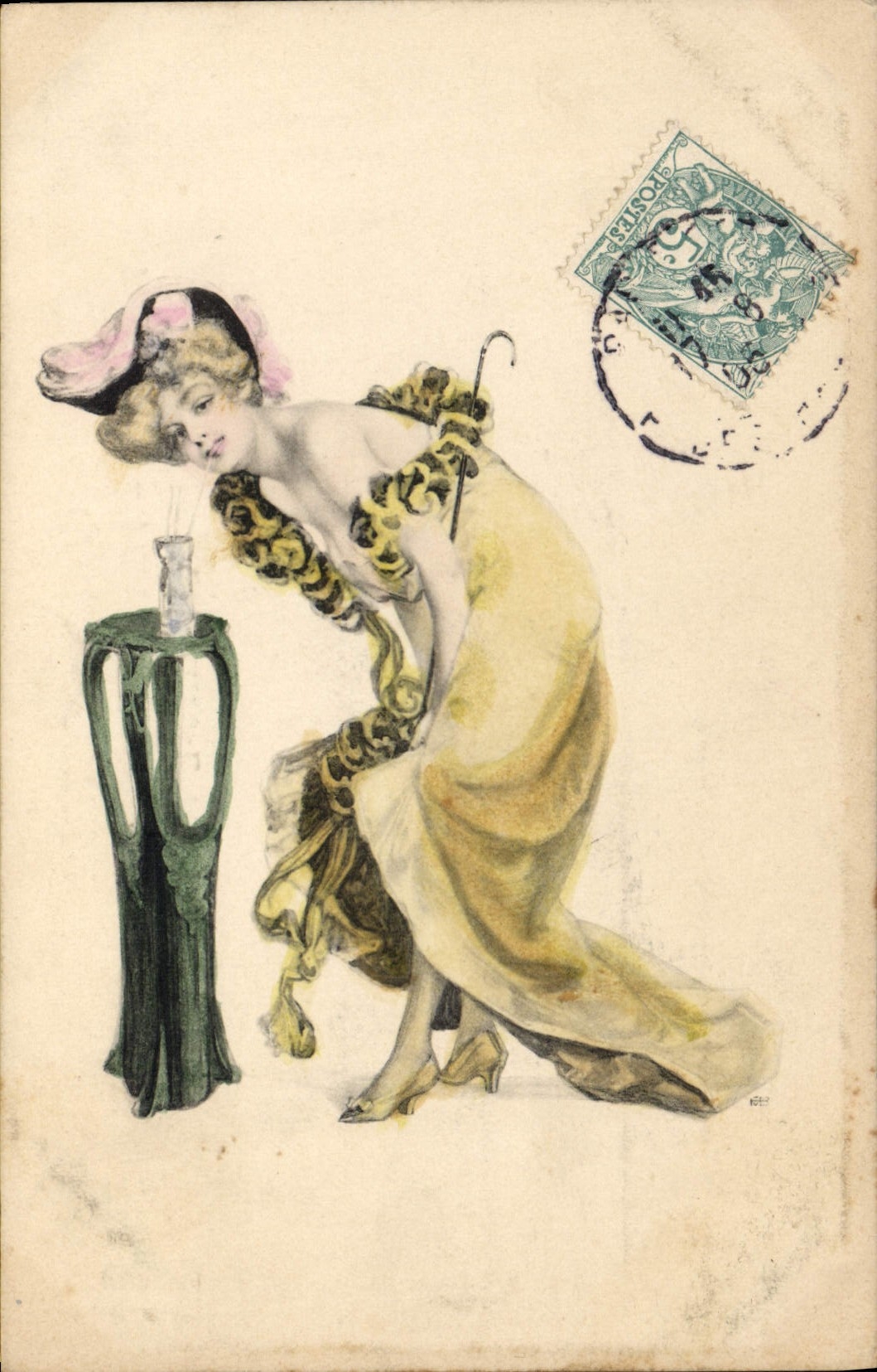 Femme en robe jaune — buvant du champagne — éditeur M.M. Vienne, n° 105