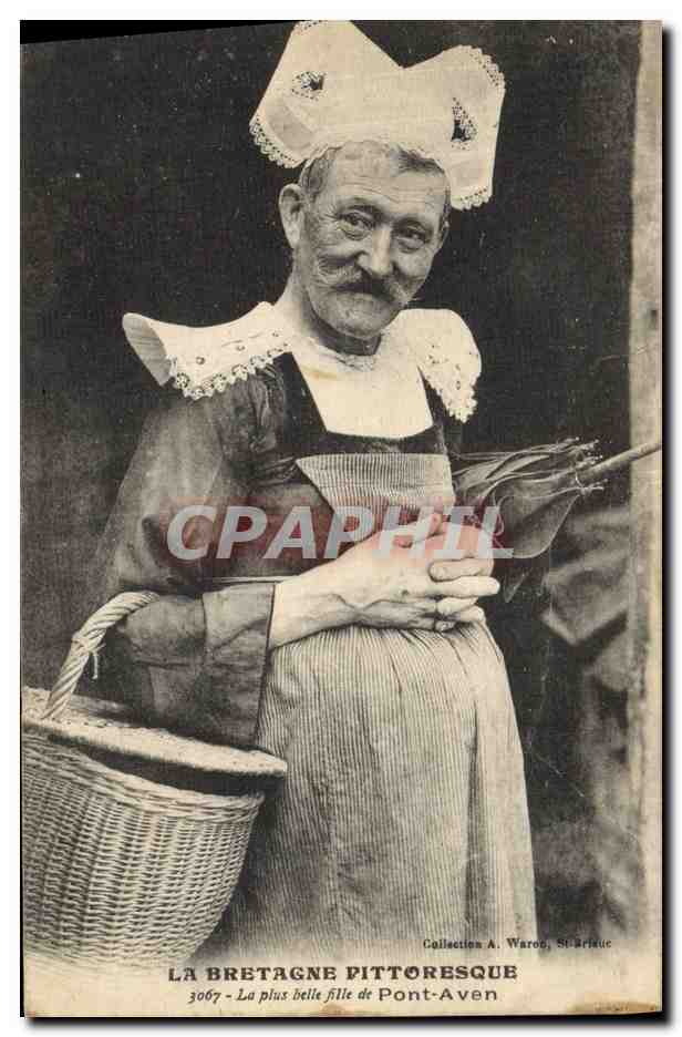 CPA Folklore La plus belle fille de Pont Aven