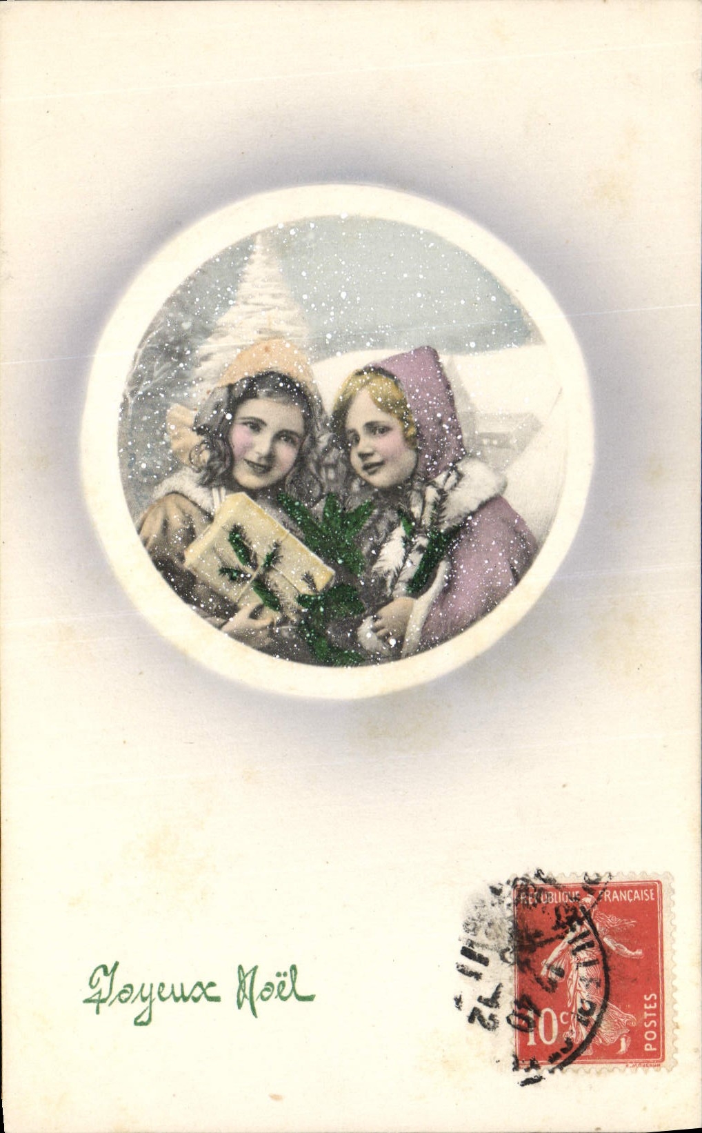 Deux jeunes filles enneigées — Noël — éditeur non visible