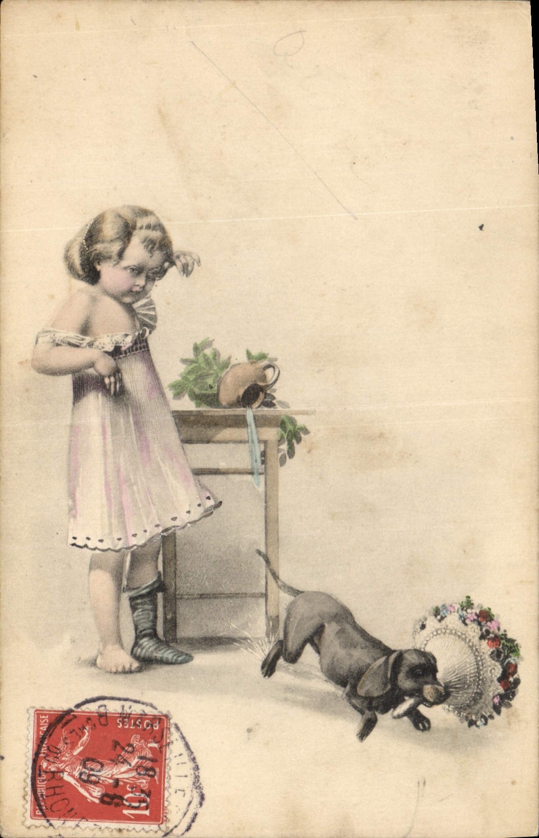 Kleine Mädchen und Hund, die mit einem Hut spielen — unbekannter Verleger