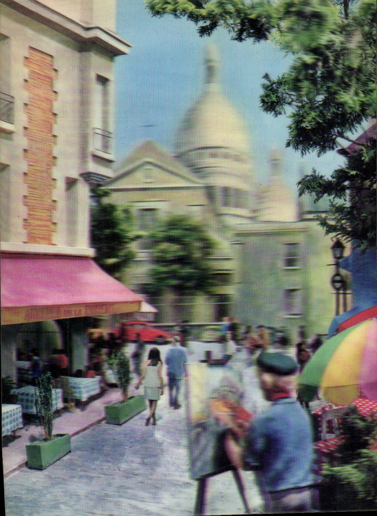 Place du Tertre à Montmartre — Sacré-Cœur en arrière-plan — M.D. PARIS