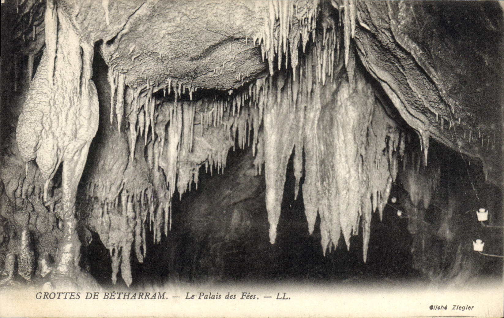 Grottes de Bétharram — Le Palais des Fées — Éditeur LL. — Ziegler