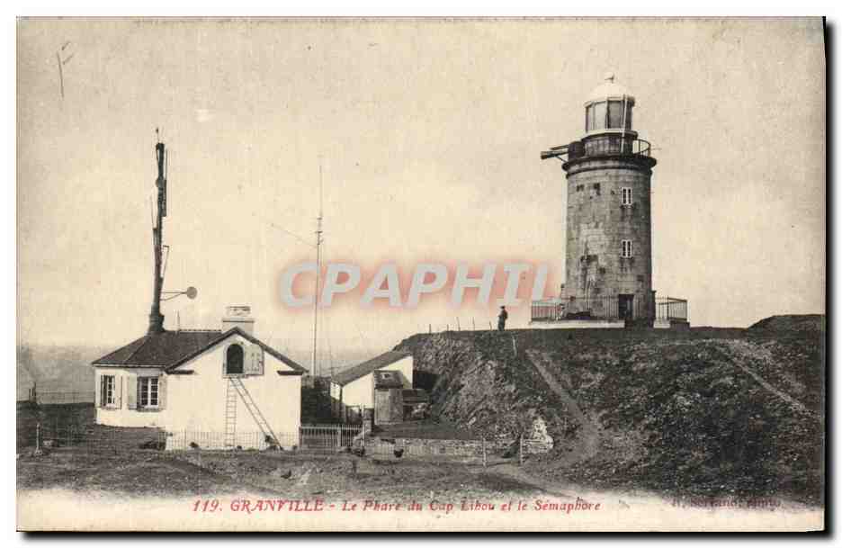 CPA Granville Le Phare du Cap Lihou et le Semaphore
