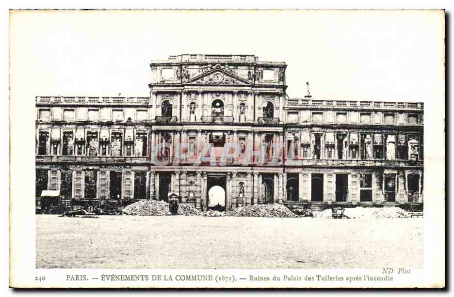 CPA Militaria Paris Evenements de la Commune 1871 Ruines du Palais des Tuileries apres l'incendie 