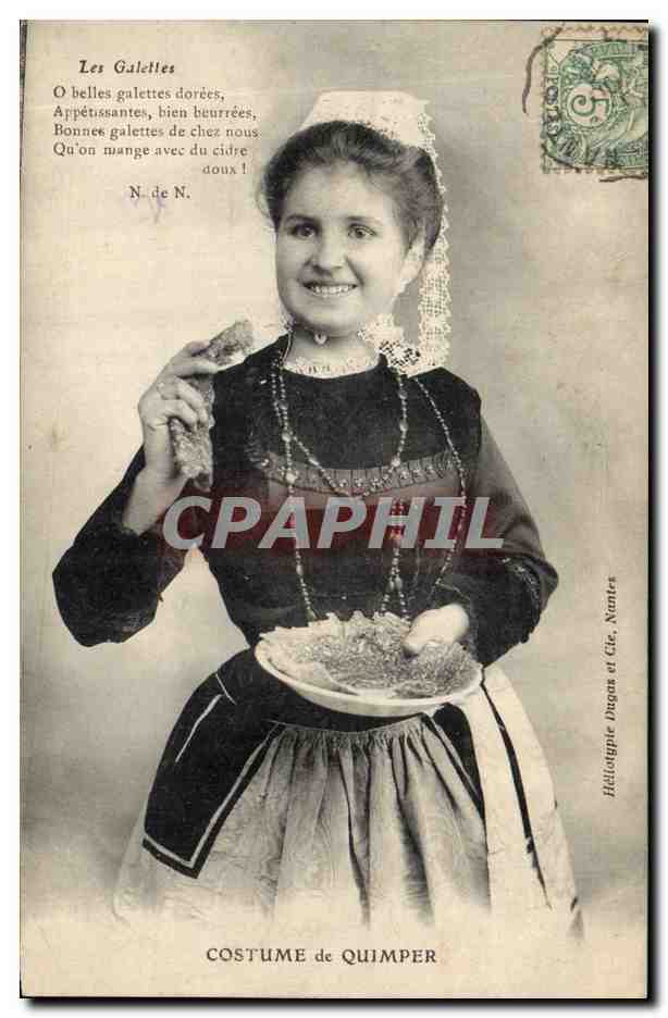 CPA Folklore Costume de Quimper Les galettes