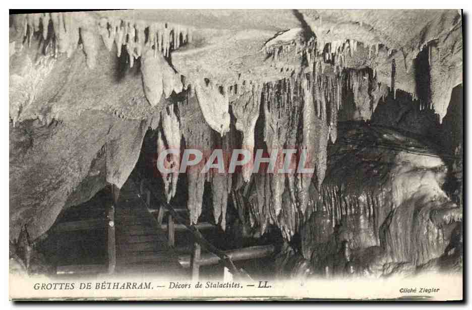 Grottes de Bétharram — Décors de Stalactites — Cliché Ziegler