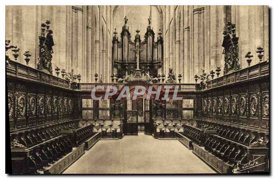 CPA Orgue Basilique de St Maximin Choeur Vue d'ensemble