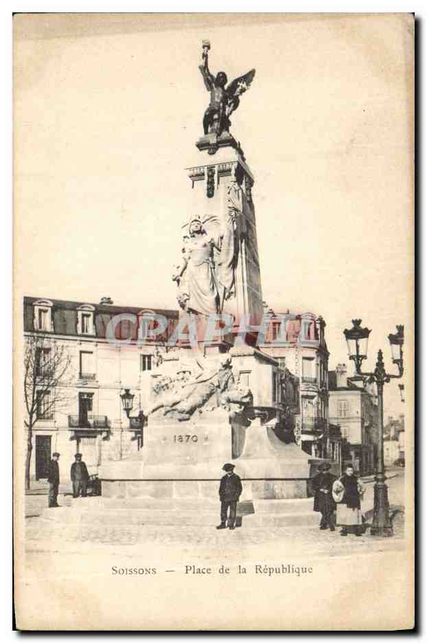 Soissons — Place de la République — Monument de la République 1870