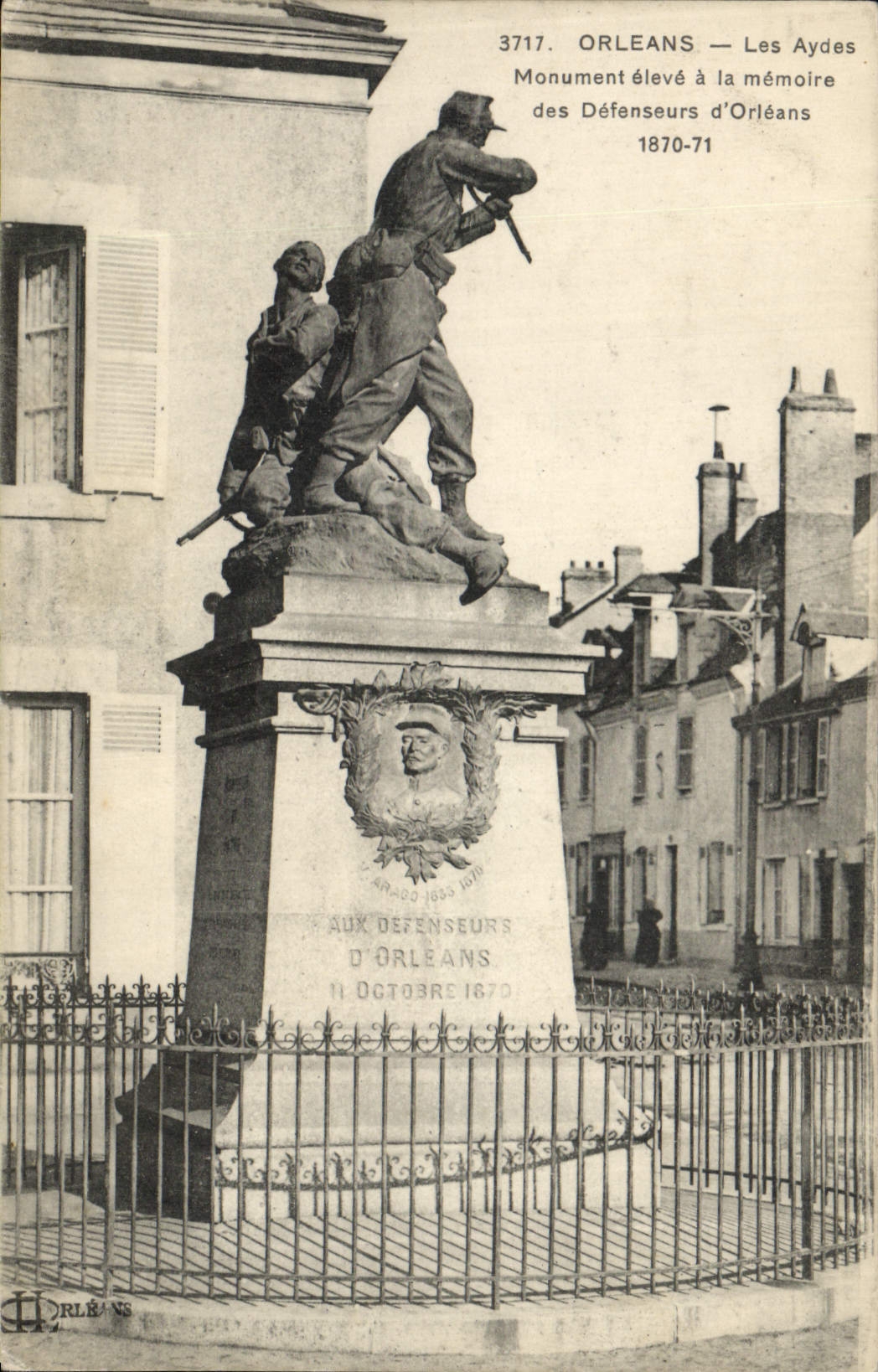 Orléans — Les Aydes — Denkmal in Erinnerung an die Verteidiger von Orléans 1870-71 — H. Orléans, n° 3717