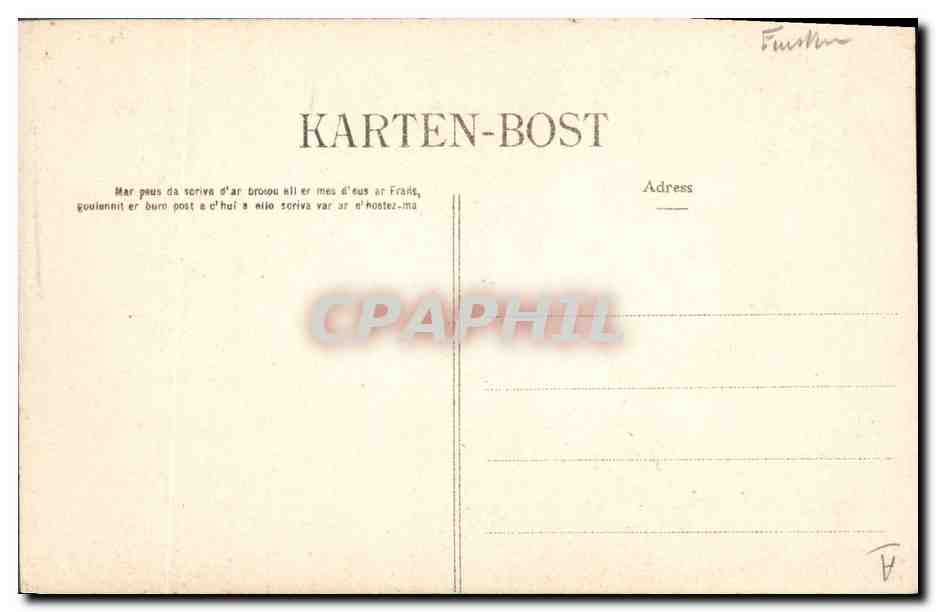CPA Folklore Jeune fille de Pont Aven sortant de la messe — Verso