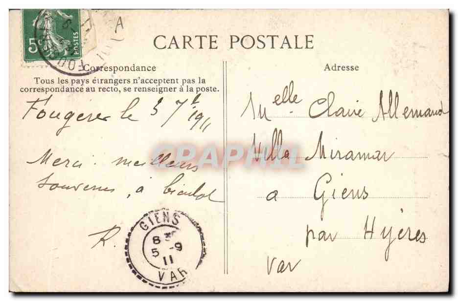 CPA Folklore Un futur marchand de fraises de Plougastel Daoulas — Verso