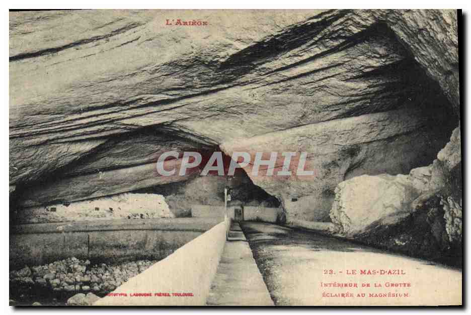 CPA Grotte Grottes Le Mas d'Azil Interieur de la grotte eclairee au magnesium