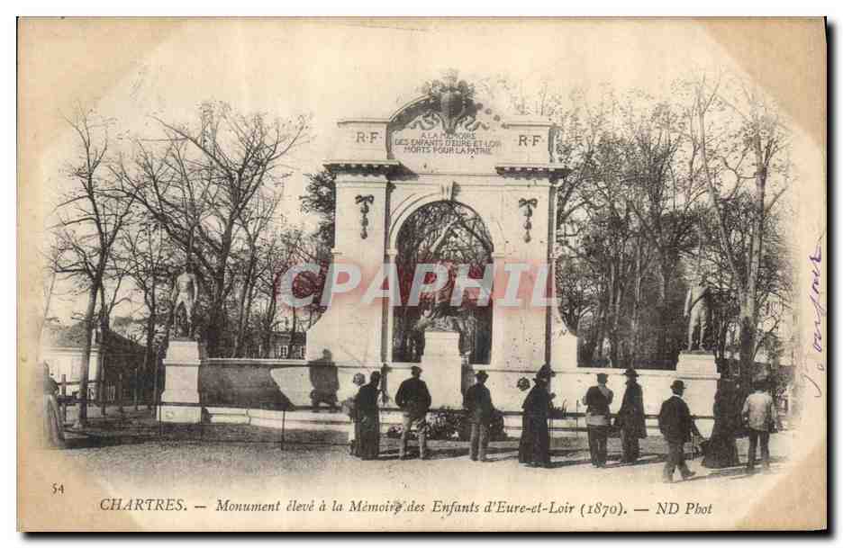 Chartres — Monument élevé à la Mémoire des Enfants d'Eure-et-Loir (1870) — ND Phot