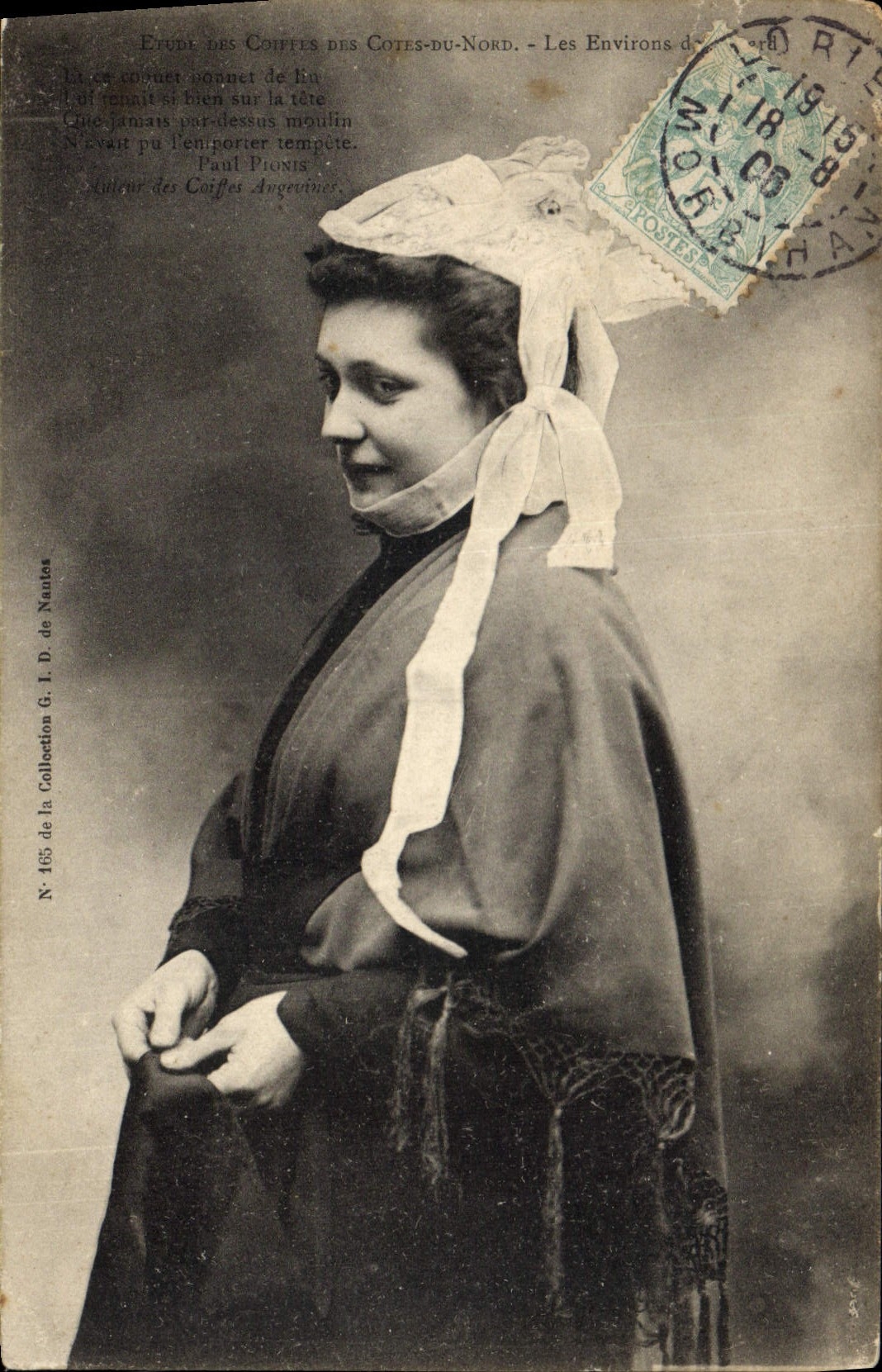 CPA Folklore Coiffes des Cotes du Nord 