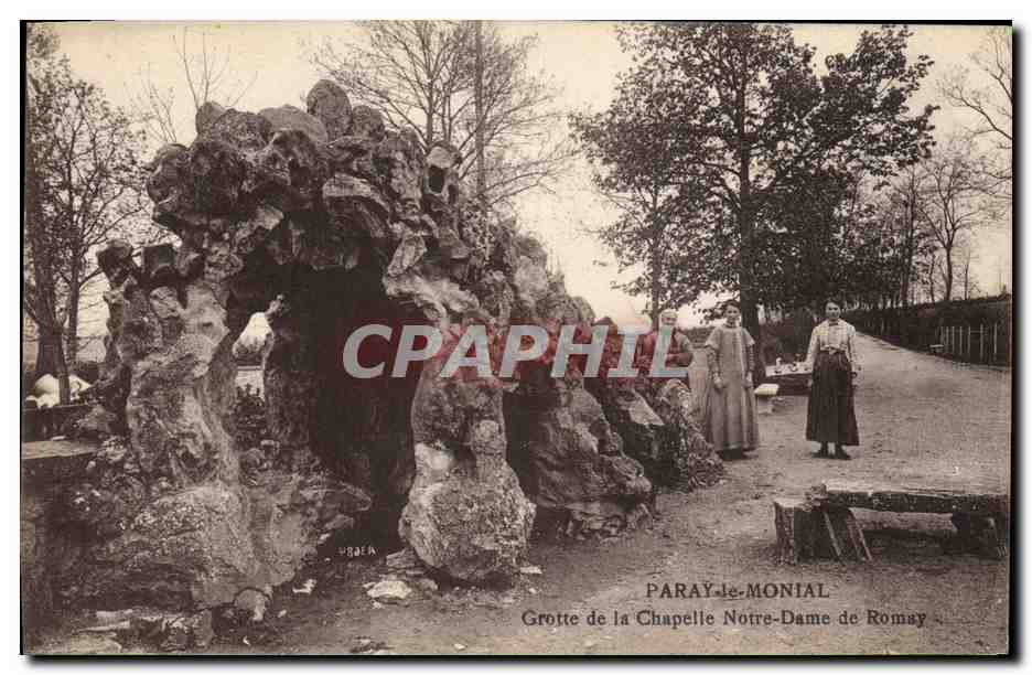CPA Grotte Grottes Paray le Monial Grotte de la Chapelle Notre Dame de Romay