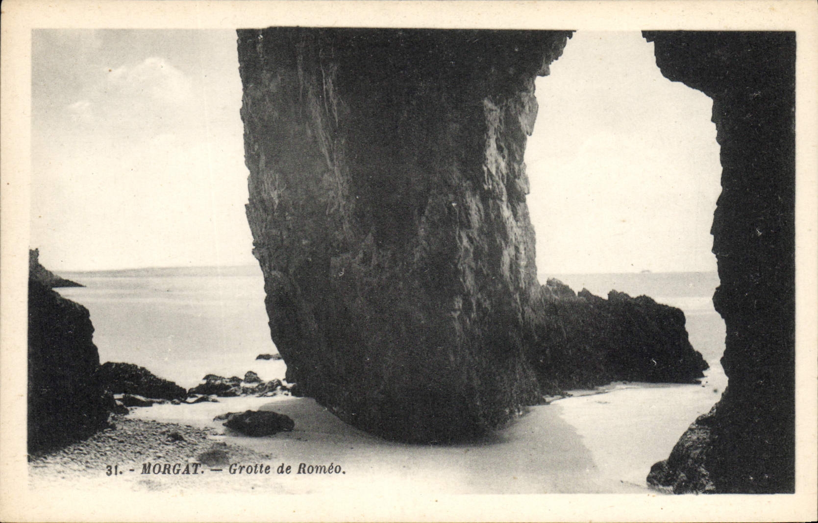 Morgat — Grotte de Roméo — G. Arriand, éditeur à Nantes