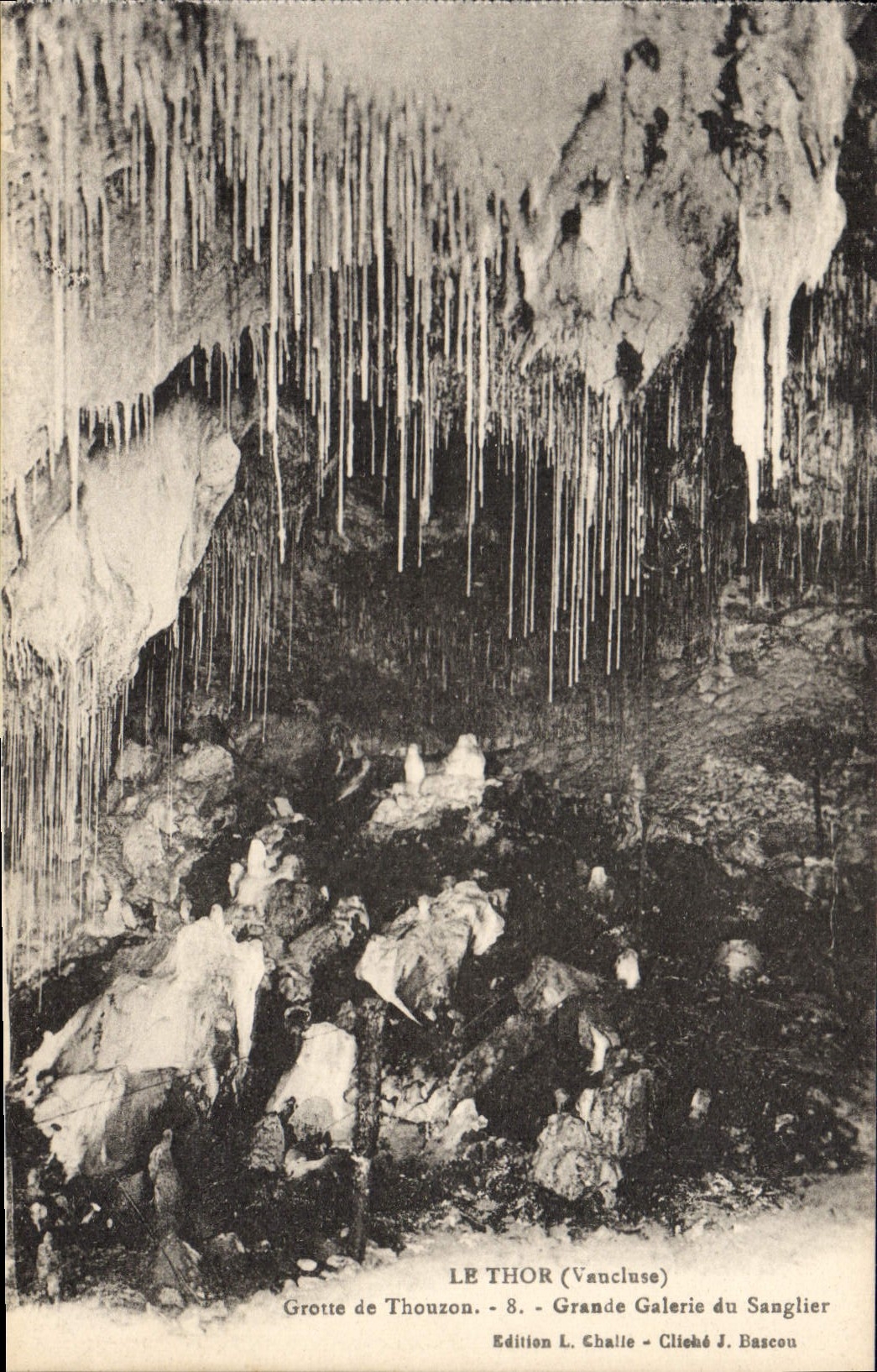 Grotte de Thouzon - Grande Galerie du Sanglier — Édition L. Challe, cliché J. Bascon