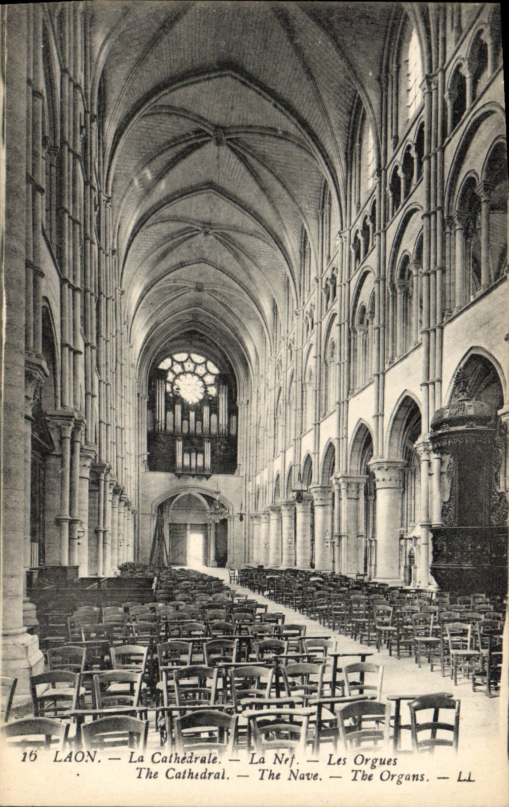 CPA Orgue Laon La cathedrale Les orgues