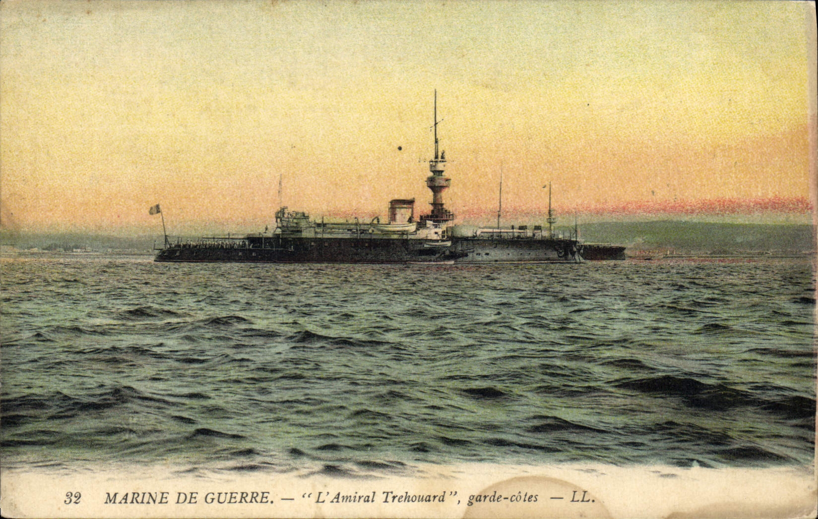 L'Amiral Trehouard — garde-côtes — LL. — Marine de guerre — n°32