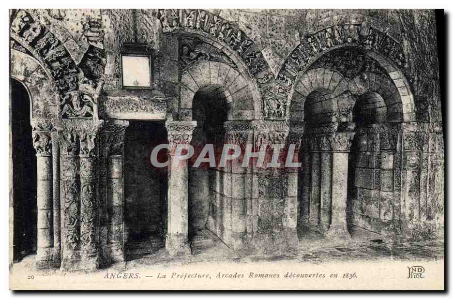 CPA Prefecture Arcades romanes Angers