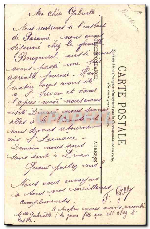 CPA Folklore Plougastel Une famille en costume de pays — Verso
