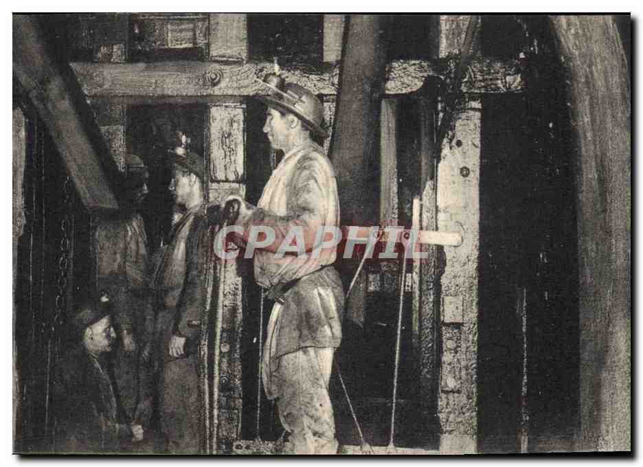 CPA Mine Mines Au Pays Noir Pour les victimes de Courrieres