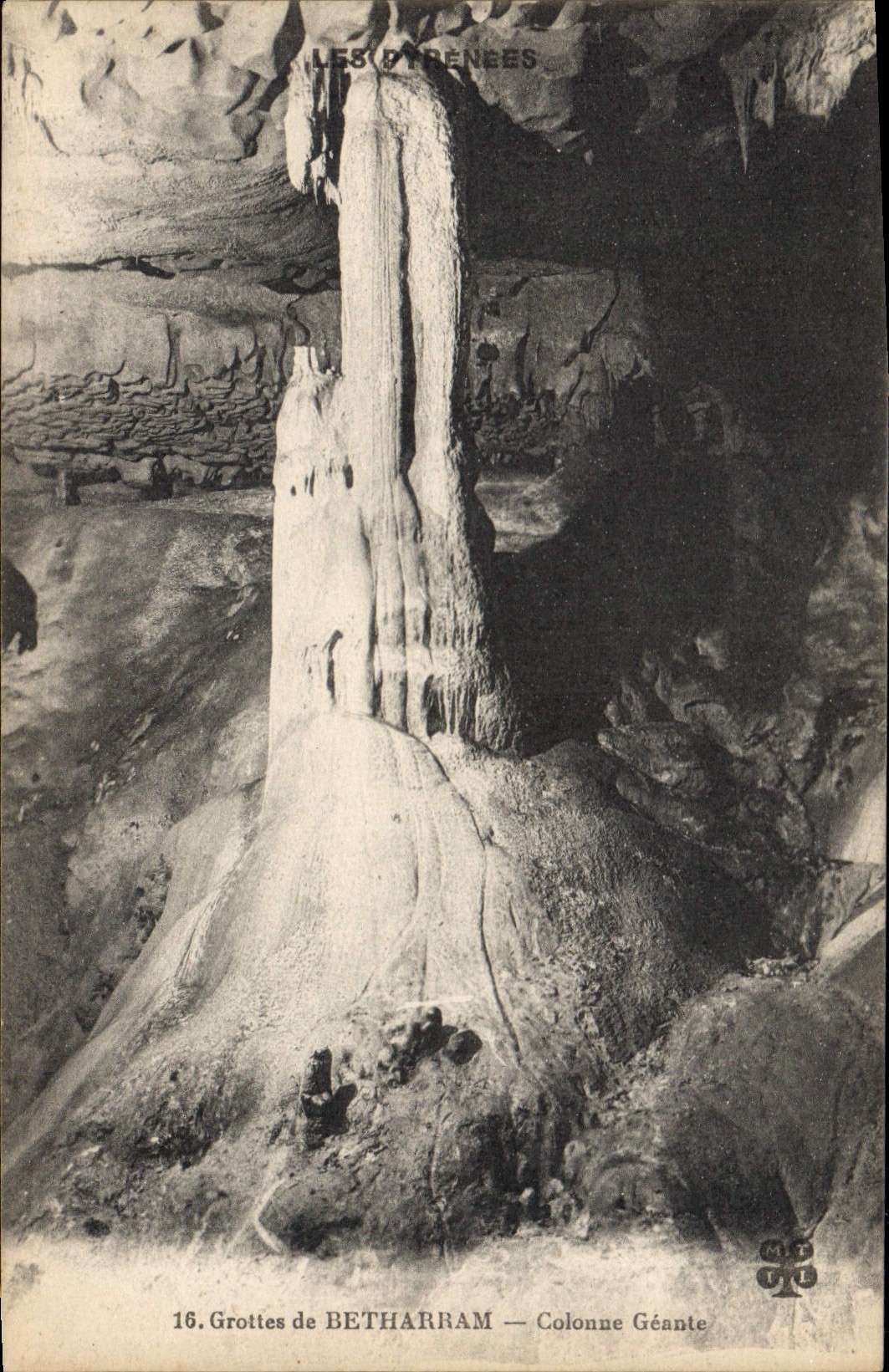 CPA Grotte Grottes de Betharram Colonne geante