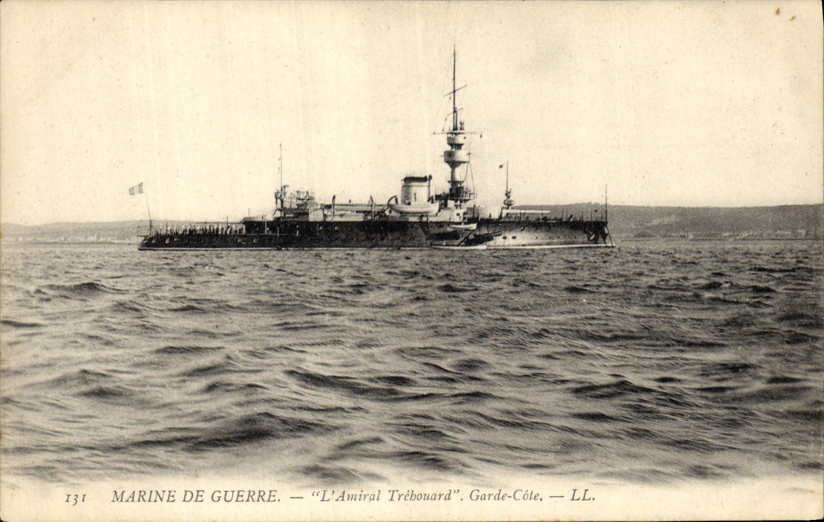 CPA Bateau de Guerre L'Amiral Trehouard Garde Cote