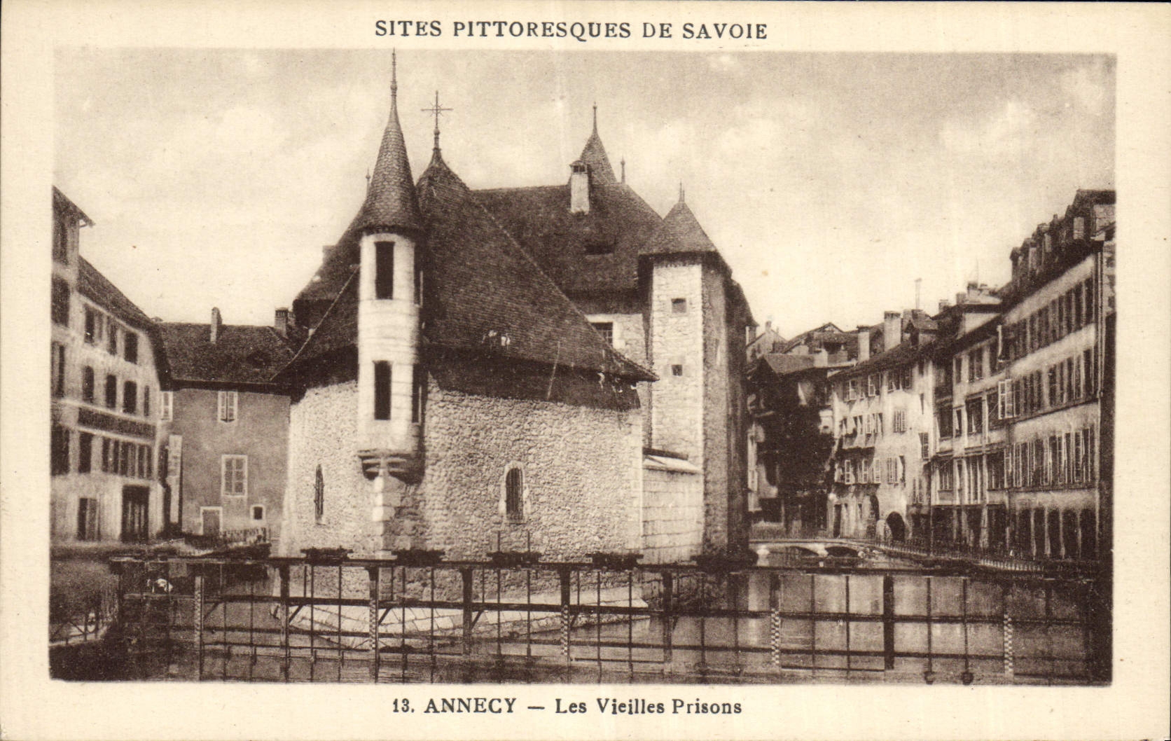 CPA Prefecture Annecy Les vieilles prisons