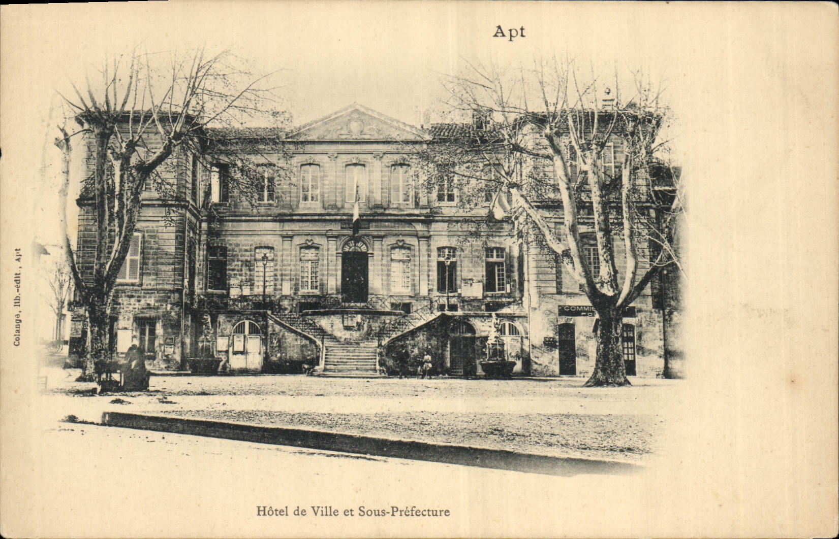 Apt — Hôtel de Ville et Sous-Préfecture — Colasngo, lib.-édit., Apt