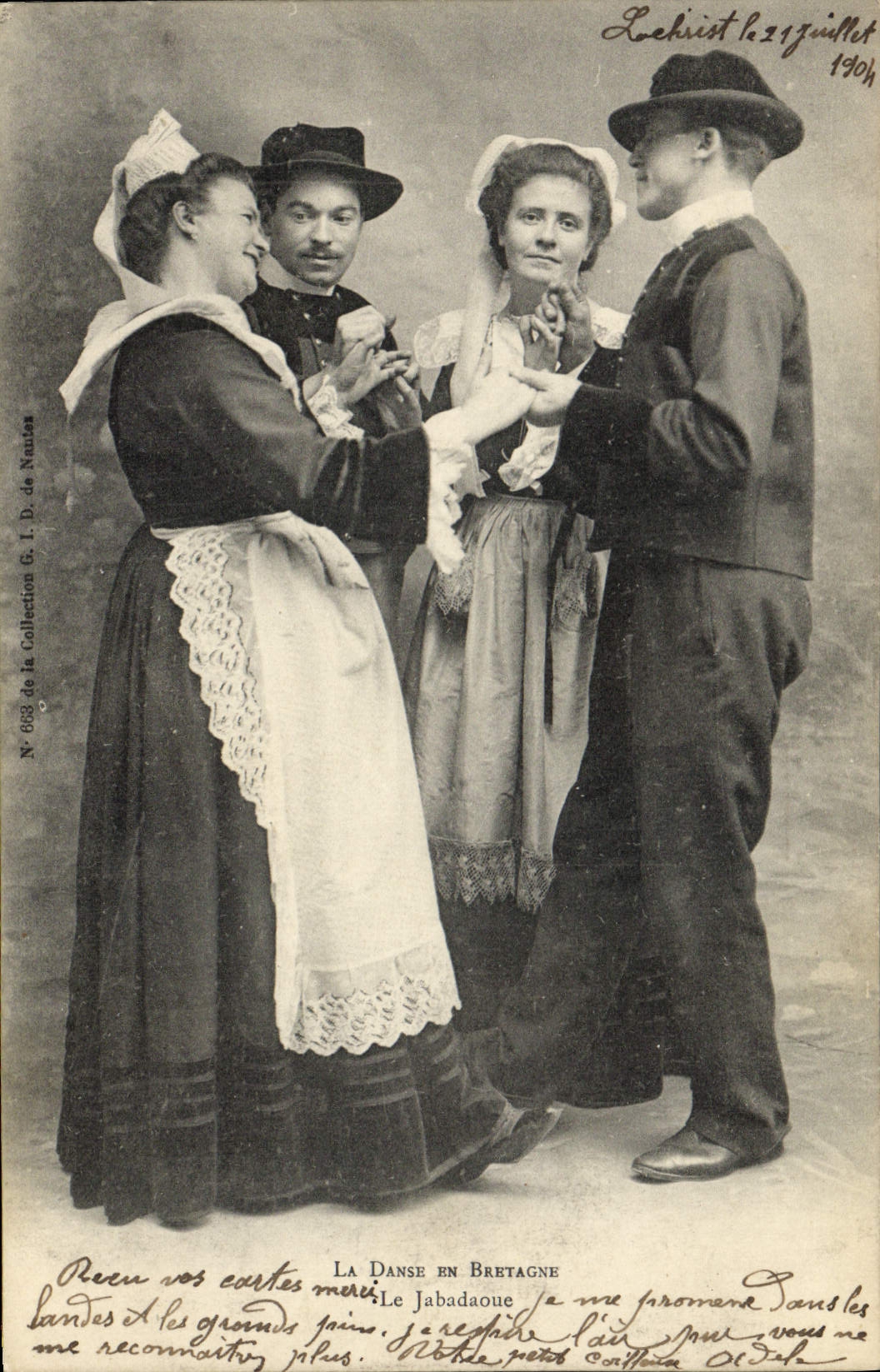 CPA Folklore La danse en Bretagne Le Jabadaoue