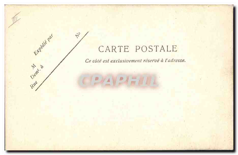 Femme portant un panier sur la tête — Saint Efonne, Village Sérakpelaïs — Abdoulaye — Reverso