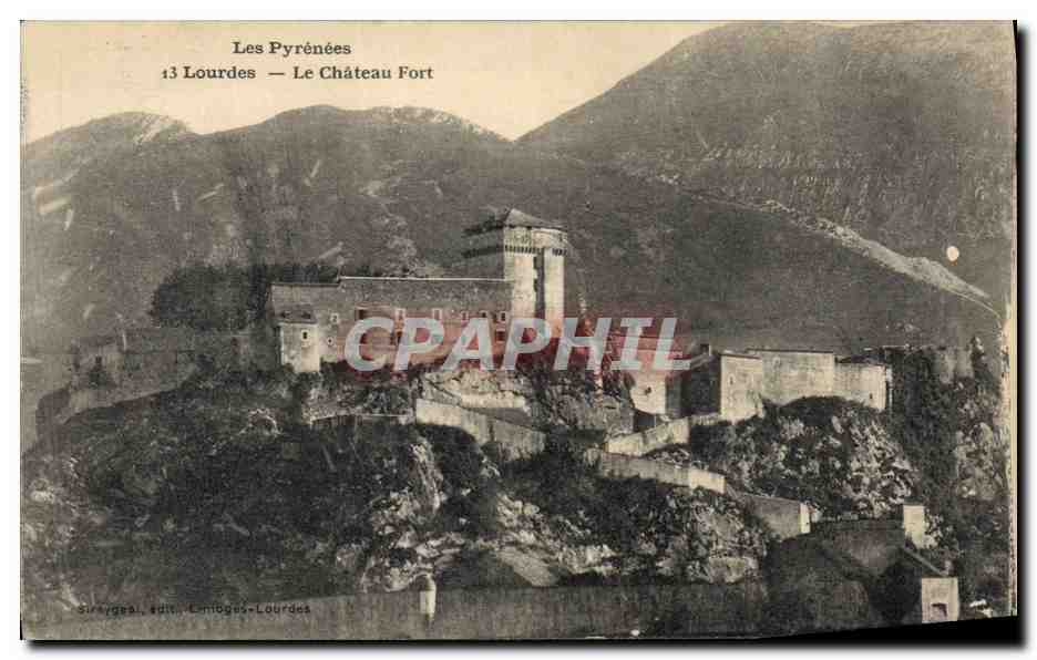 CPA Chateau fort Lourdes