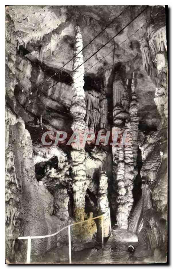 Grotte de Presque — Salle des Merveilles — Éditions J. Vartuel