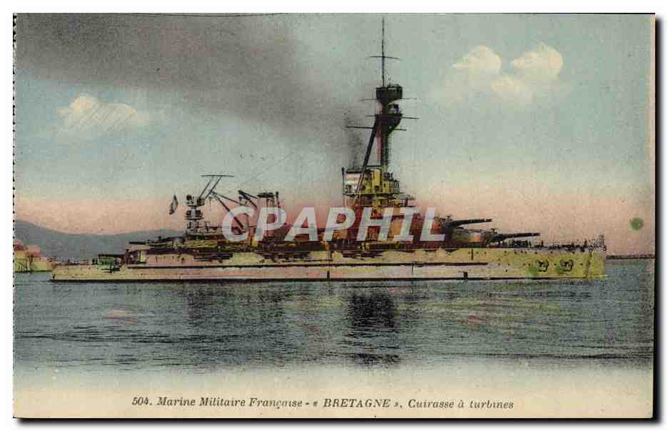 CPA Bateau de Guerre Bretagne Cuirasse a turbines