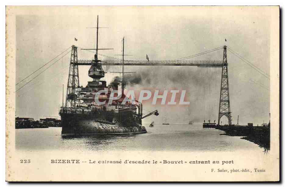 Bizerte — Le cuirassé d'escadre le « Bouvet » entrant au port — F. Soler, phot.-édit., Tunis