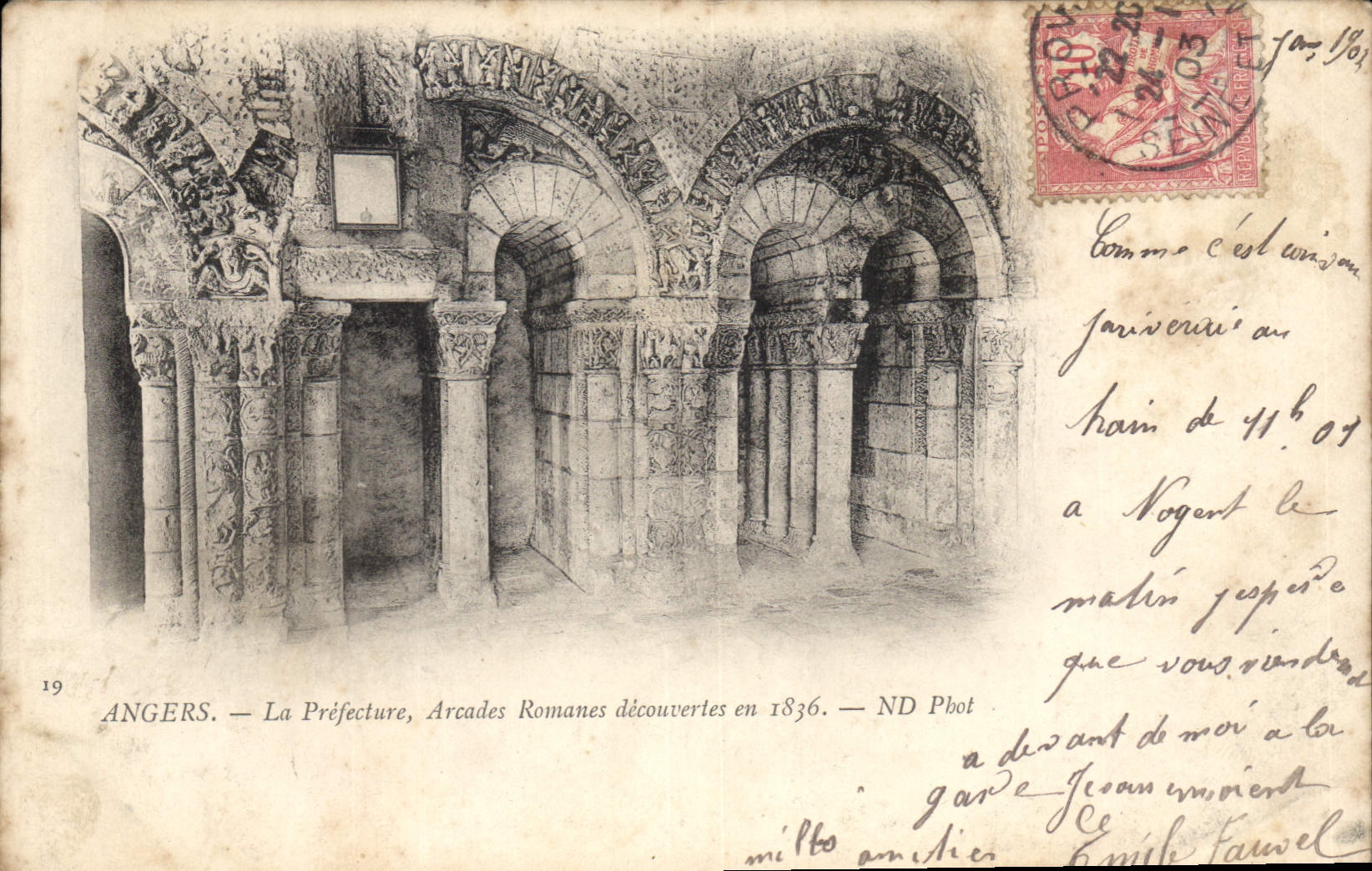 CPA Prefecture Arcades romanes decouvertes en 1836 Angers