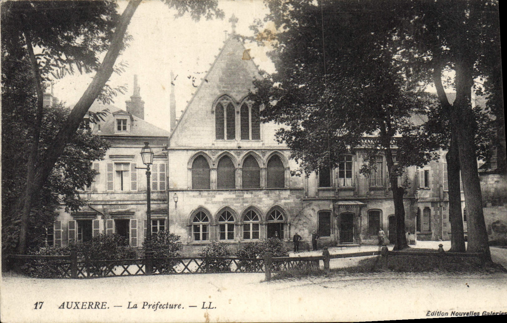 CPA Prefecture Auxerre