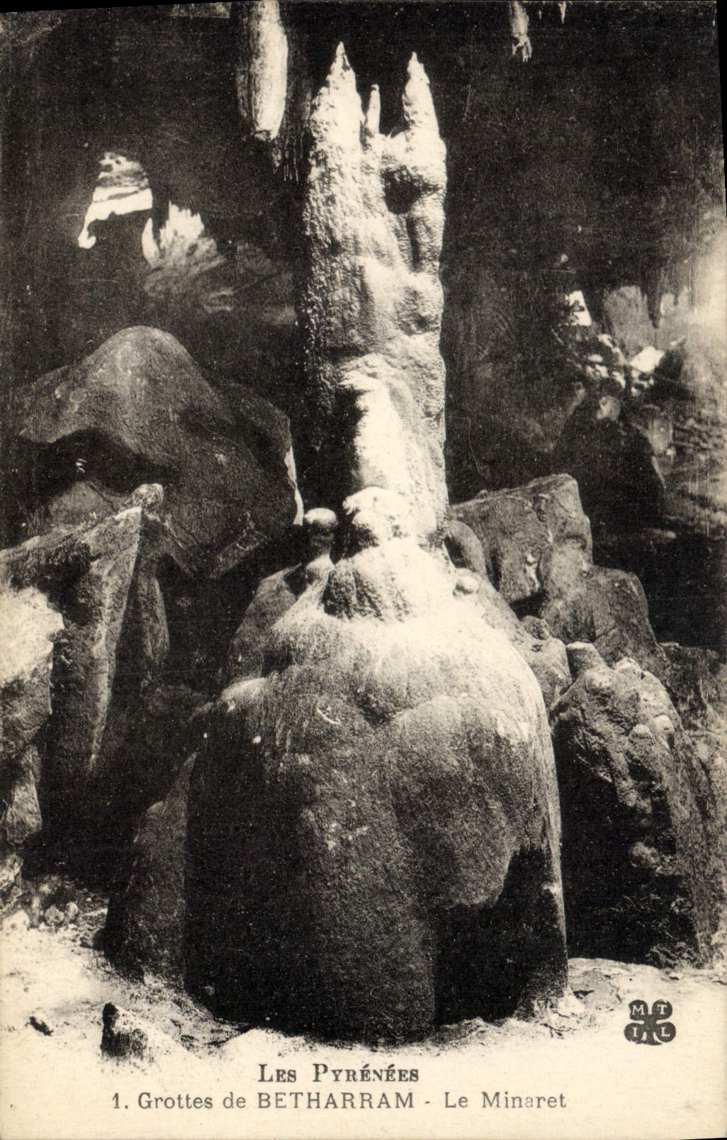 Les Pyrénées - Grottes de BETHARRAM - Le Minaret