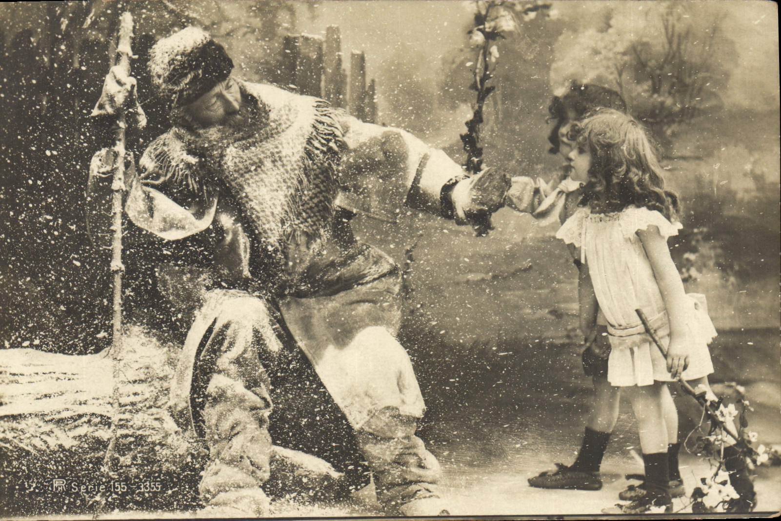 Sujet : Un homme en costume de neige offre une branche à une petite fille — Éditeur : 氷原, Série 1355