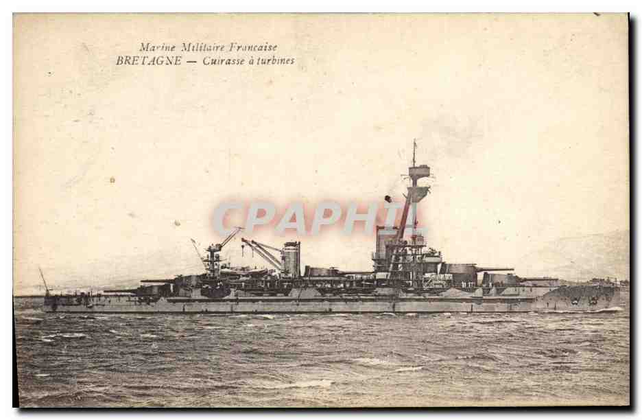 CPA Bateau de Guerre Bretagne Cuirasse a turbines