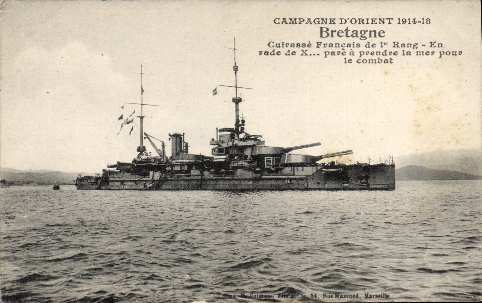CPA Bateau de Guerre Bretagne Cuirasse Francais