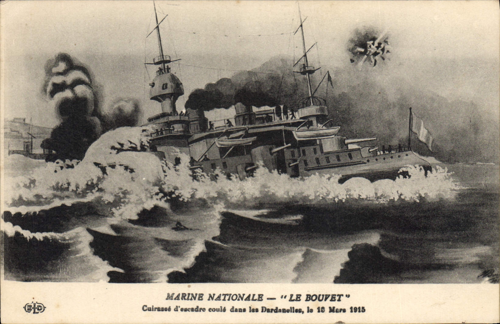 CPA Bateau de Guerre Le bouvet Cuirasse d'escadre coule dans les Dardanelles 