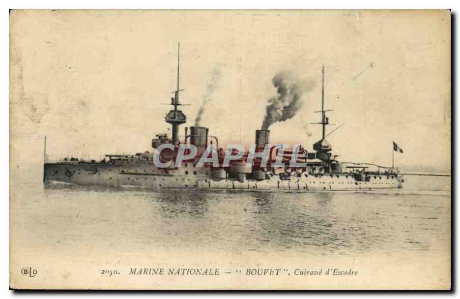 CPA Bateau de Guerre Bouvet Cuirasse d'escadre