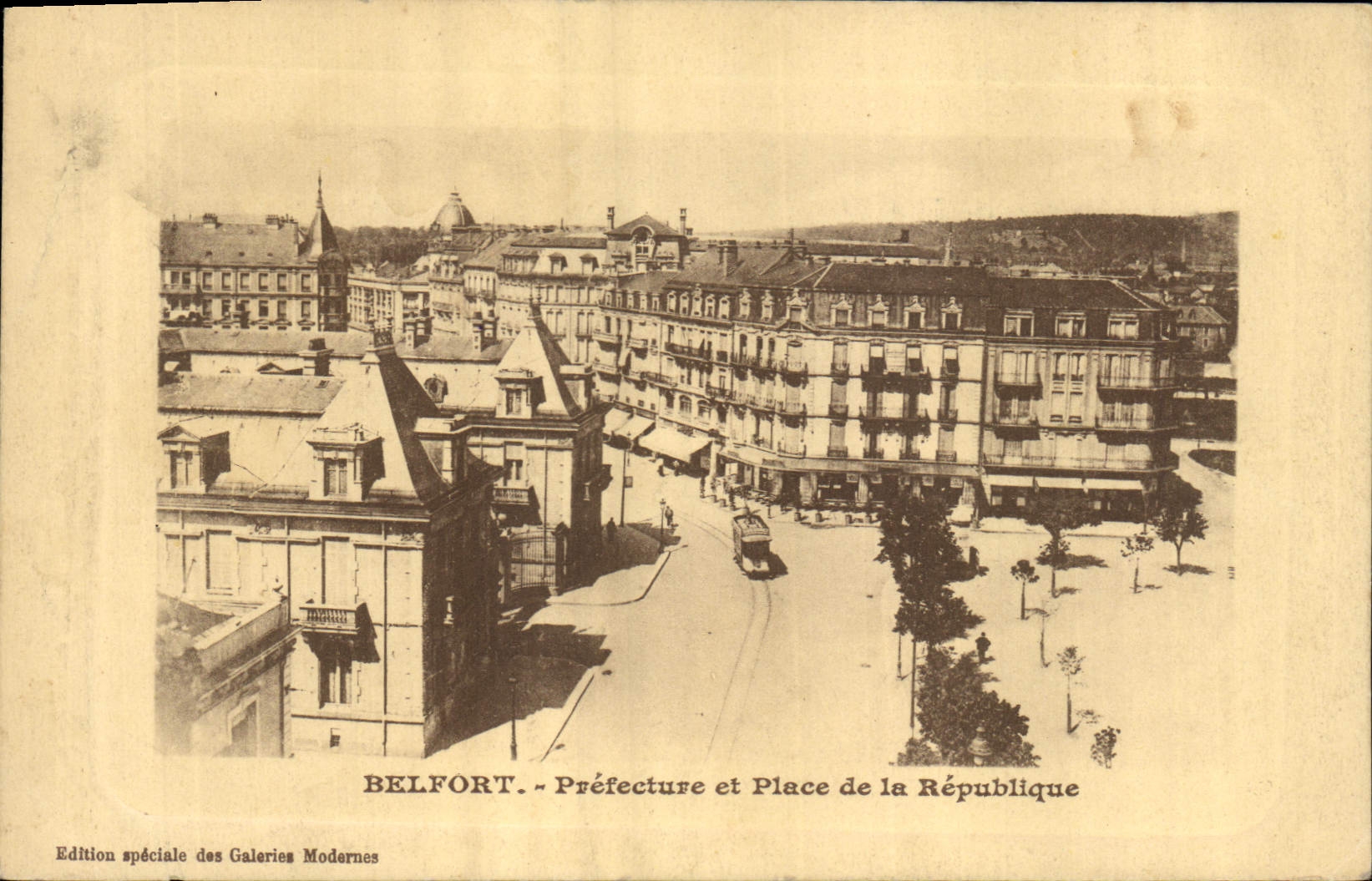 CPA Prefecture et Place de la Republique Belfort 