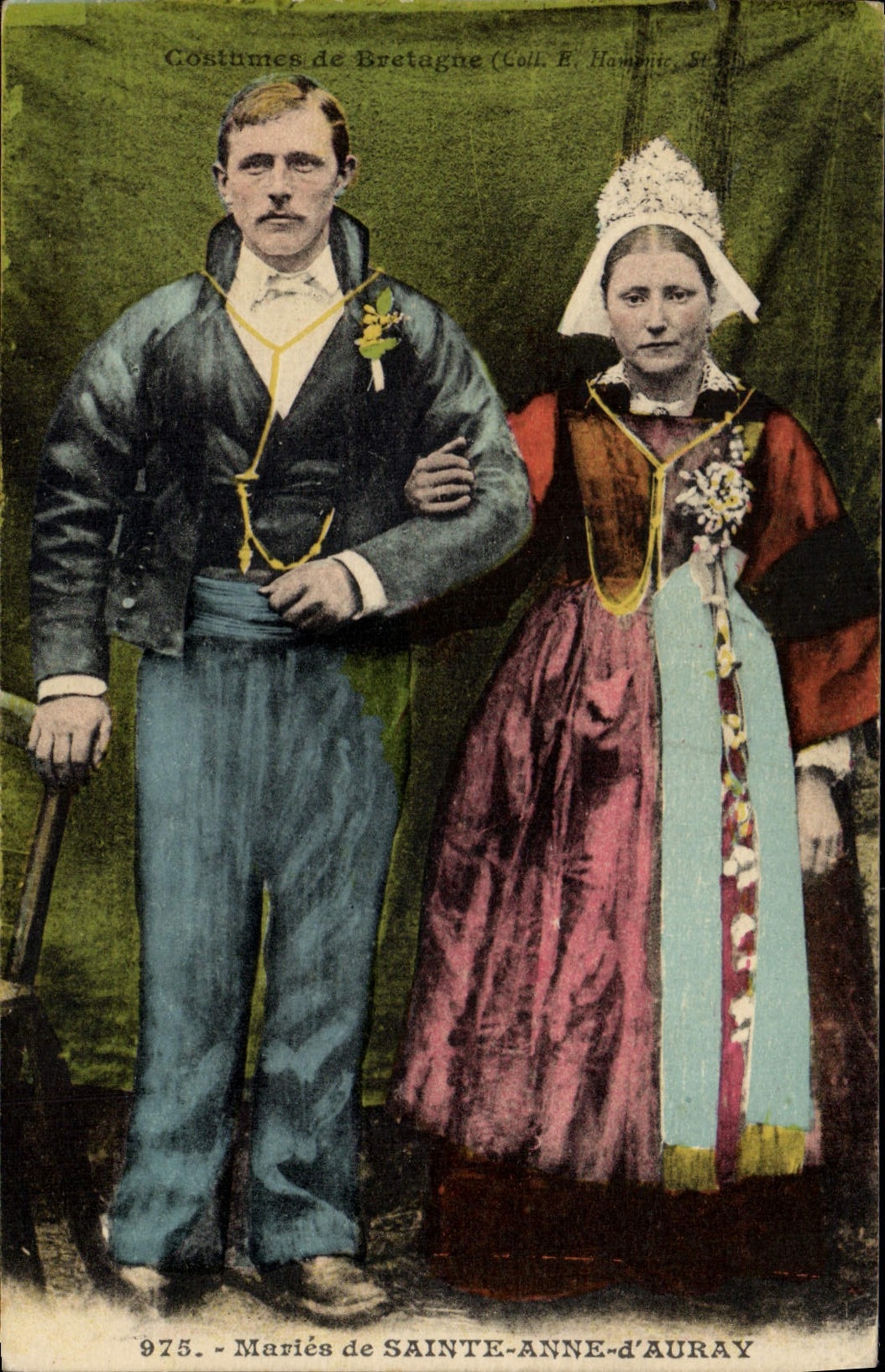 CPA Folklore Maries de Sainte Anne d'Auray Mariage