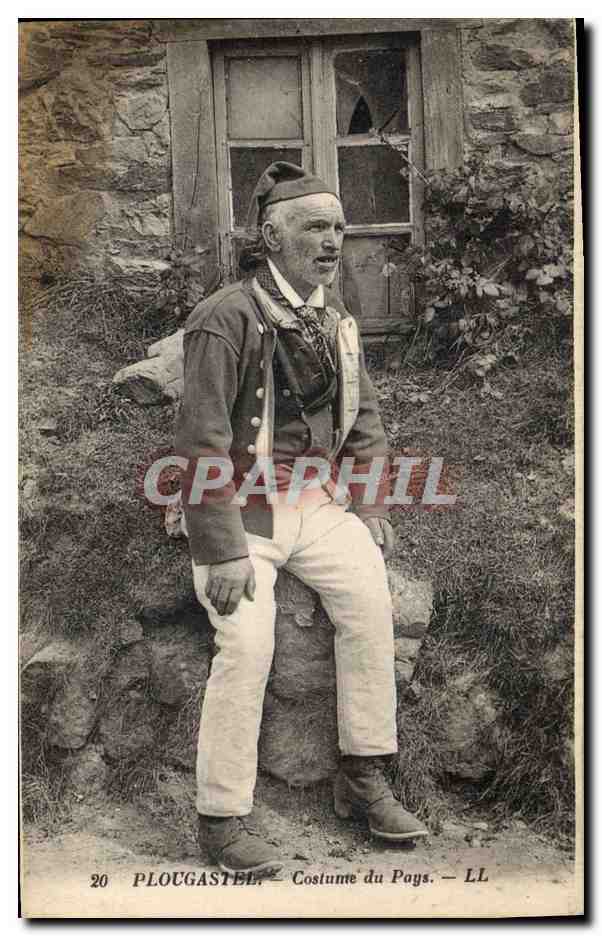 CPA Folklore Plougastel Costume du pays